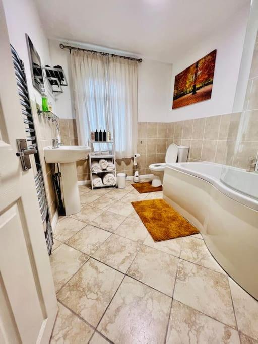 Lovely 3Bed Home Мидълзбро Екстериор снимка